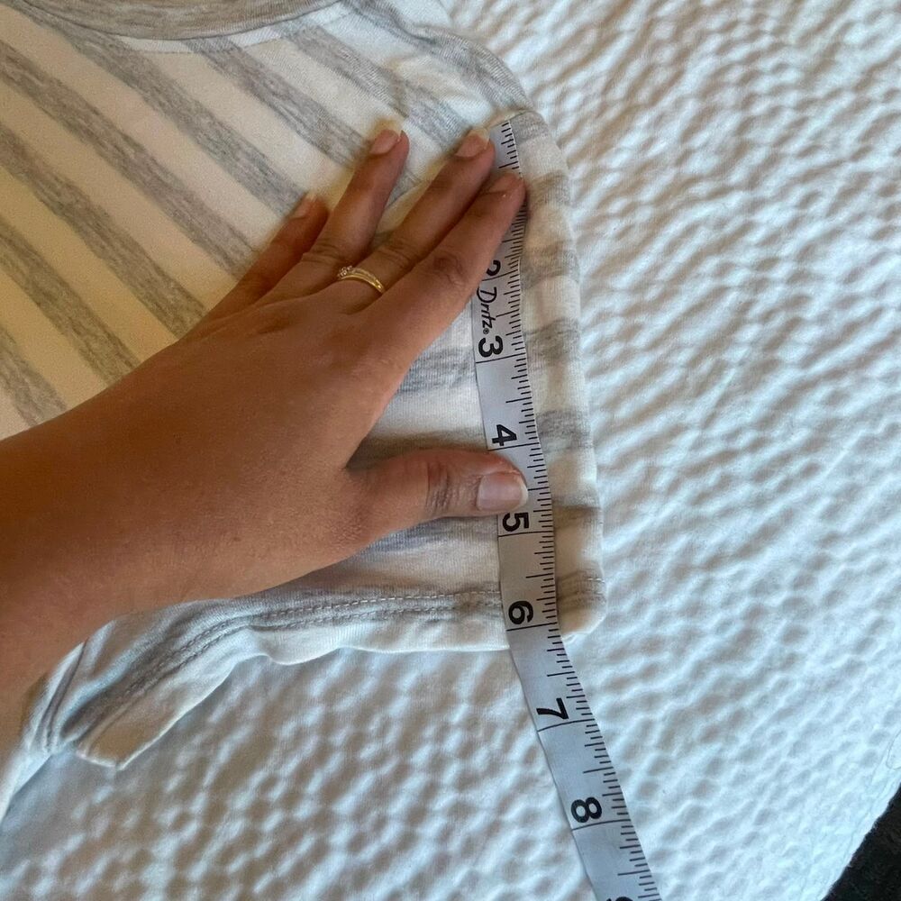 Greige Womens Medium M Striped Handkerchief Hem Tunic Swing Top Grey White - Picture 7 of 8